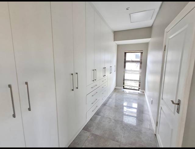 3 BEDROOM HOUSE FOR SALE IN PALM LAKES ESTATE